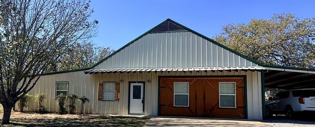 910 East 3rd Street - Photo 3 of 24