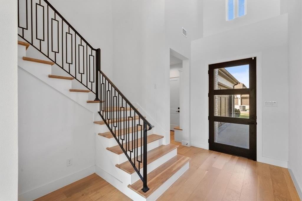 5213 Havana Drive - Photo 6 of 39