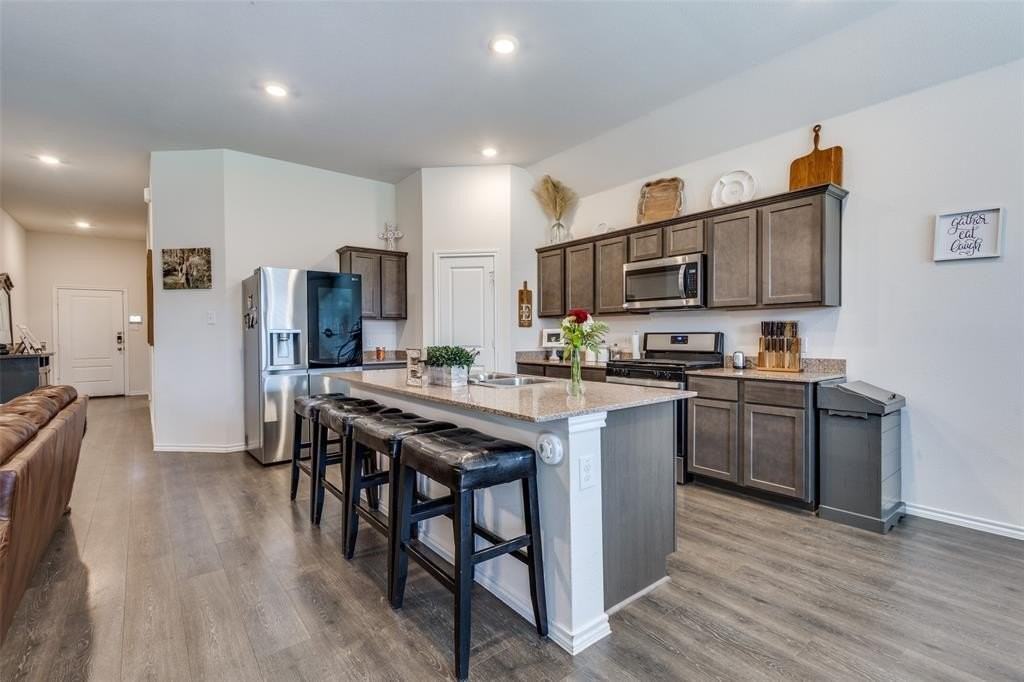 900 Honey Maple Street - Photo 7 of 25