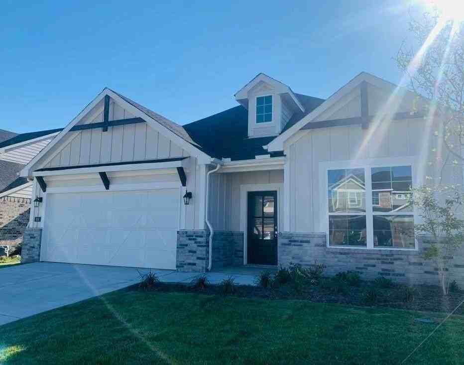 906 Gambel Dr - Photo 2 of 26