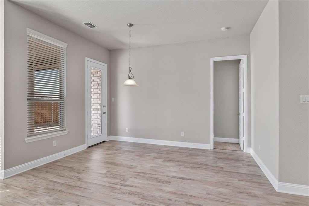 206 Miramar Ave - Photo 7 of 23