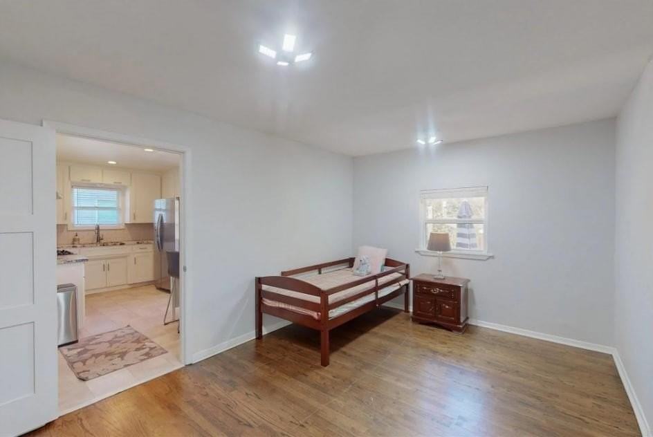 3250 Binyon Street - Photo 5 of 32