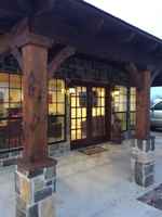 featured image of 907 Clearview St