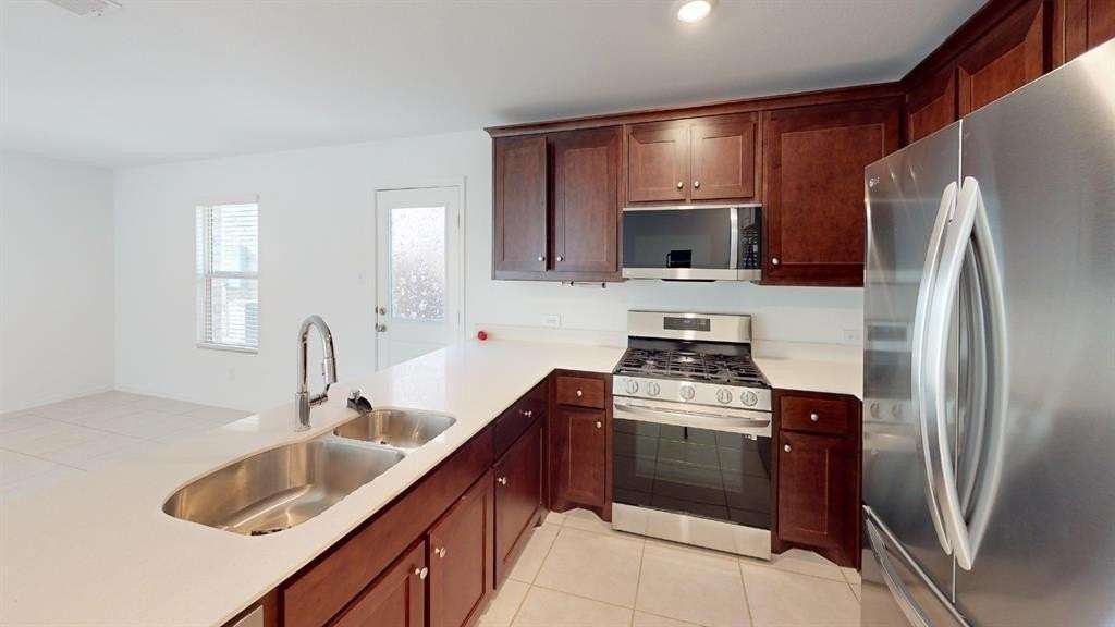 14065 Haggerston Dr - Photo 4 of 21