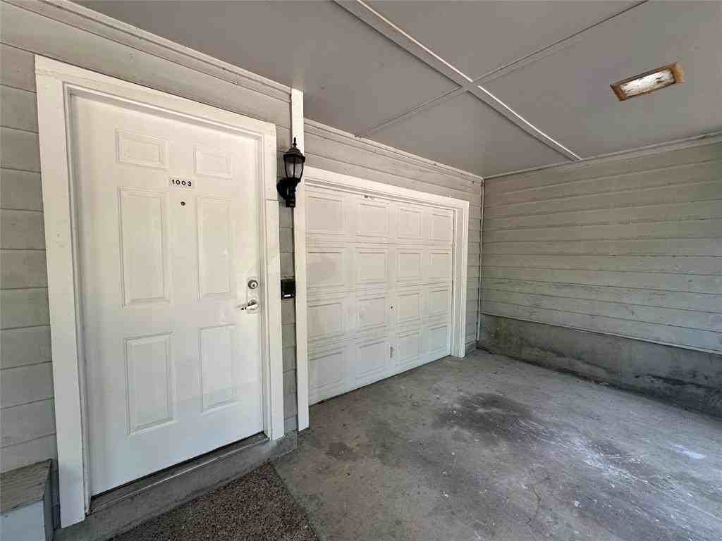 9823 Summerwood Circle #1003 - Photo 3 of 34