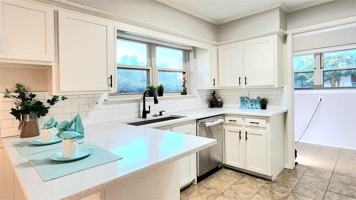 featured image of 1911 Greenhaven Drive