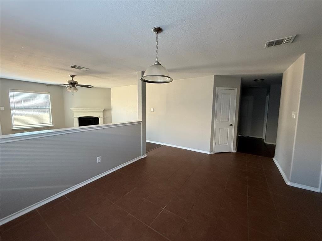 2012 Wagon Trl - Photo 4 of 18