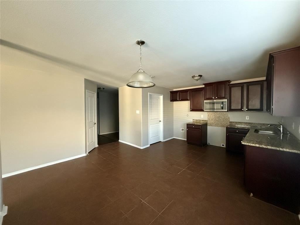 2012 Wagon Trl - Photo 7 of 18