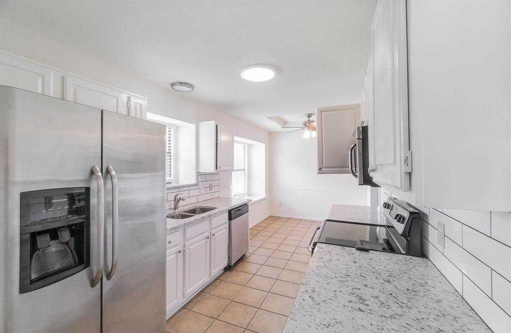 1905 Lansdown Ct - Photo 6 of 23