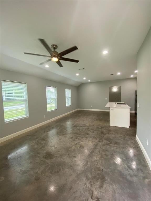 1004 South Armstrong Avenue - Photo 2 of 21