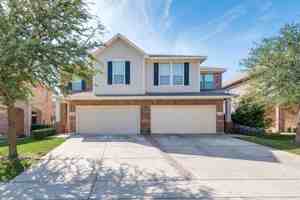 featured image of 1413 Ravenwood Drive