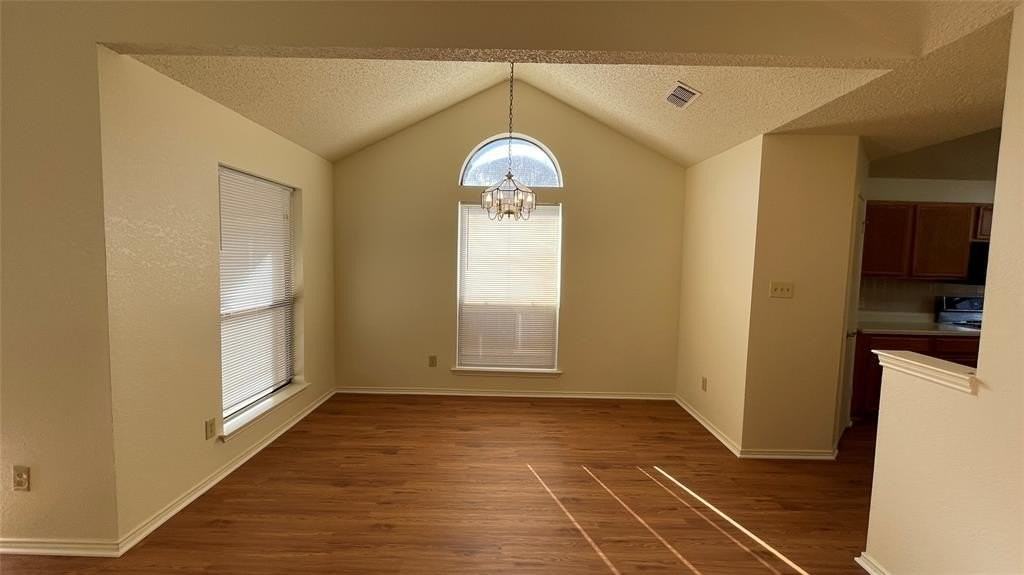 308 Sierra Way - Photo 7 of 29