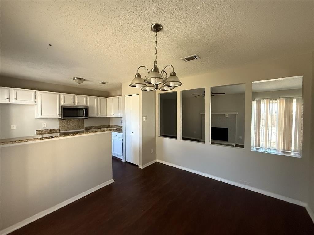 375 Ancestry Ln - Photo 4 of 19