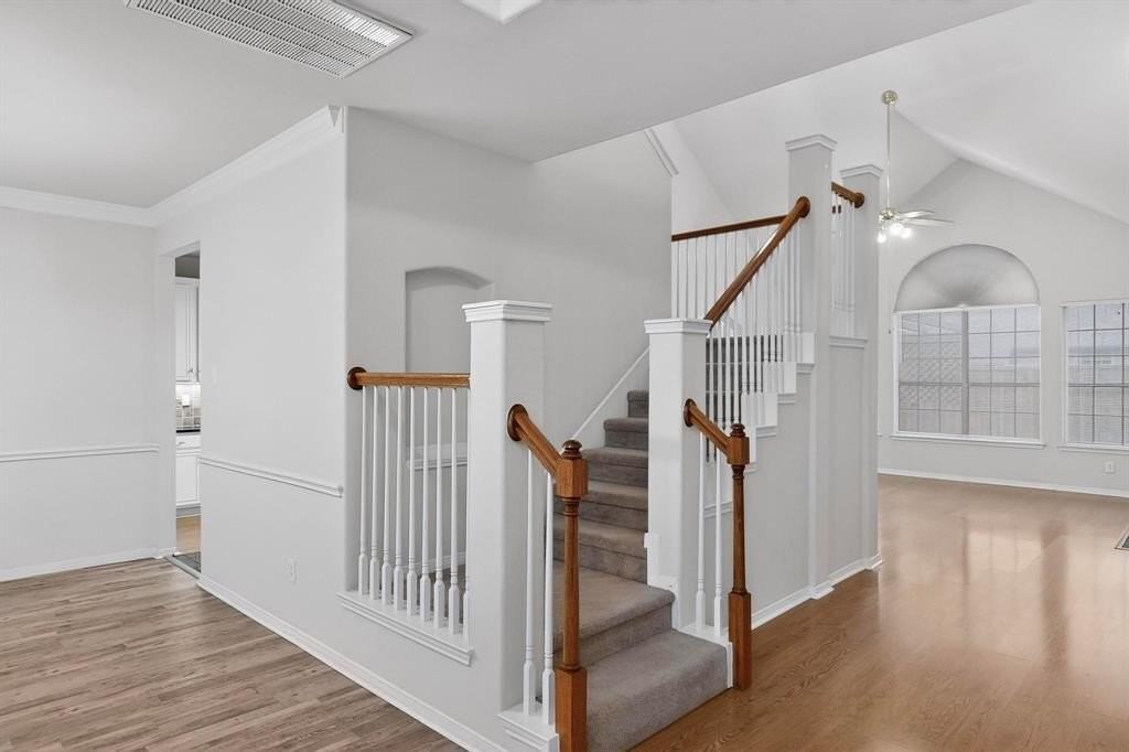 113 Silver Rock Dr - Photo 5 of 40