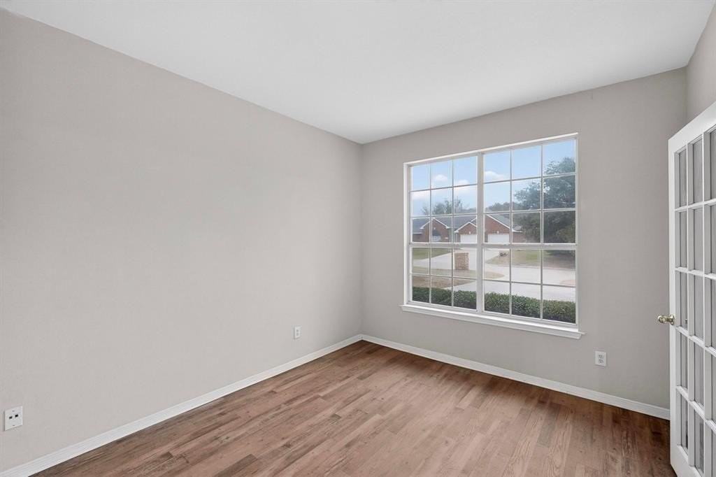 113 Silver Rock Dr - Photo 7 of 40