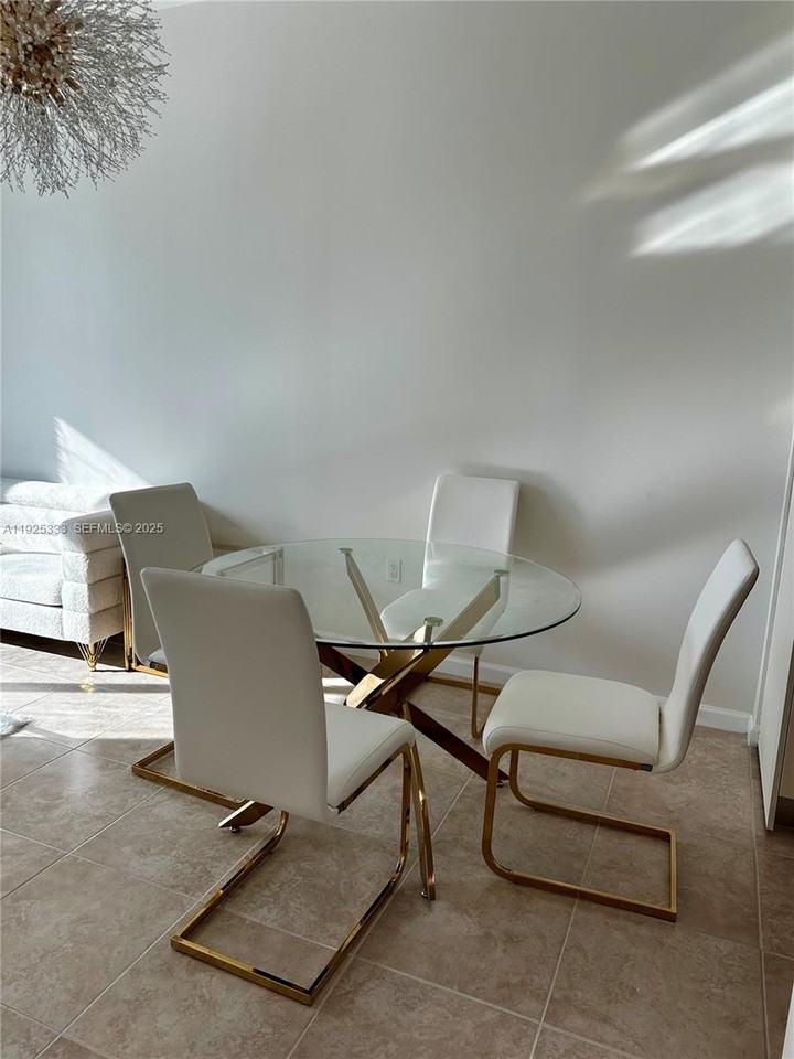 7930 East Dr #506 - Photo 4 of 8