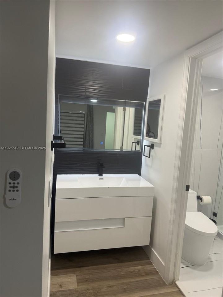 13028 Sw 88th Ln #A205 - Photo 7 of 8