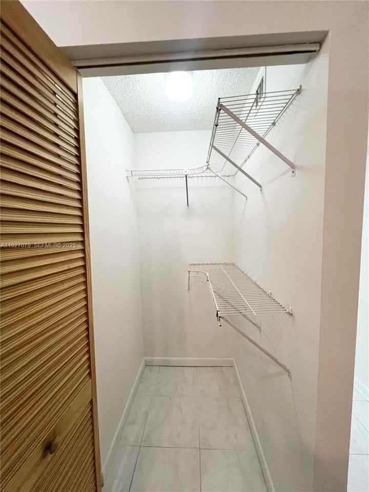 540 Brickell Key Dr #214 - Photo 3 of 8