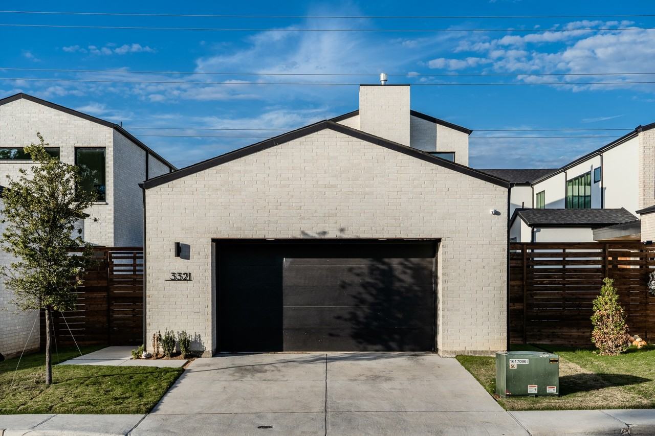 3321 Walchard Court - Photo 4 of 47