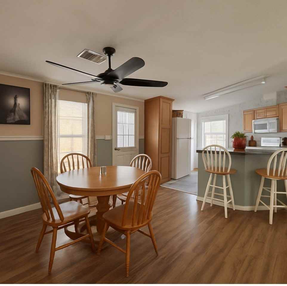 235 Garman Ave - Photo 3 of 8