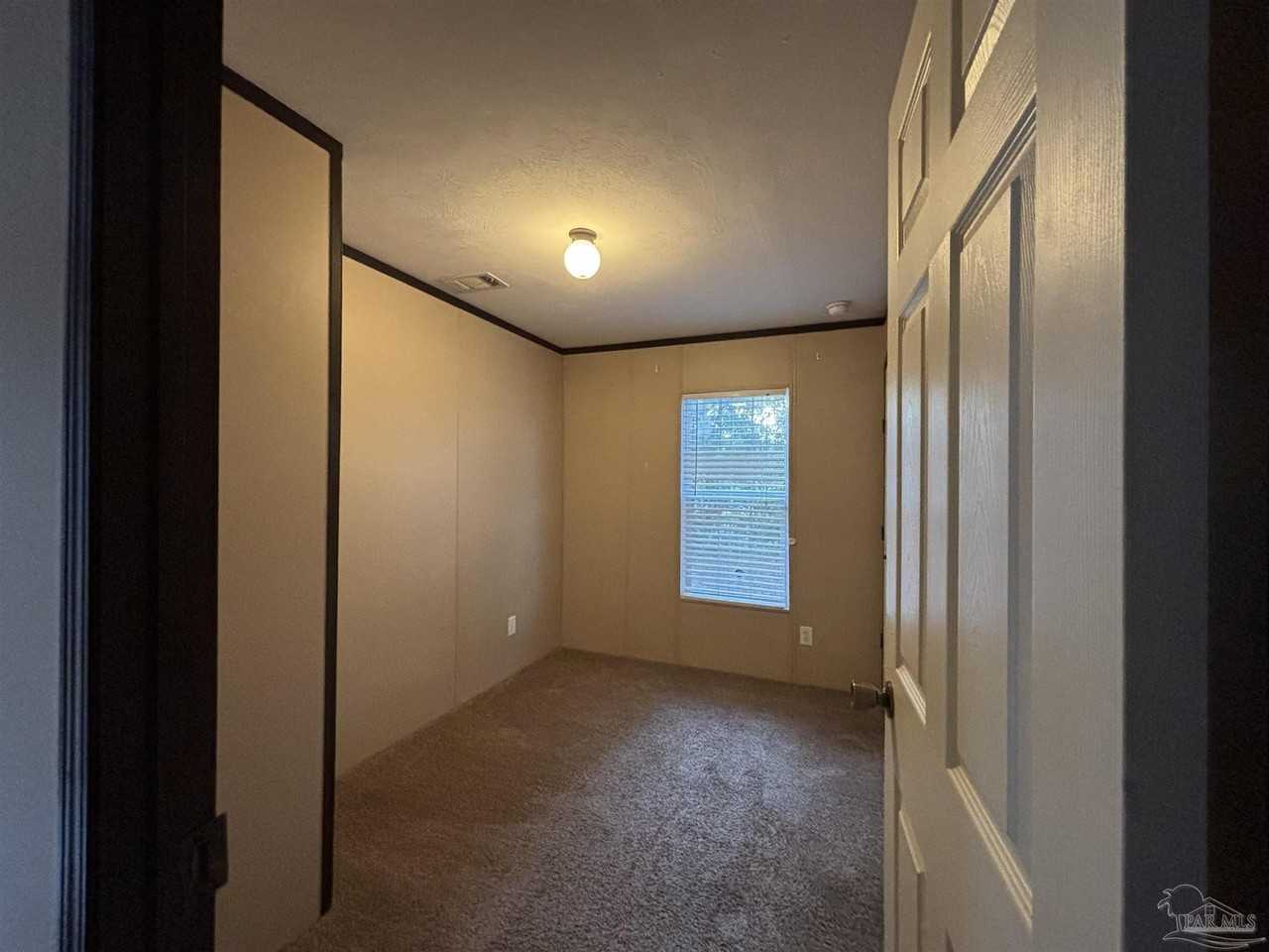 6261 Morgan Rd - Photo 6 of 8