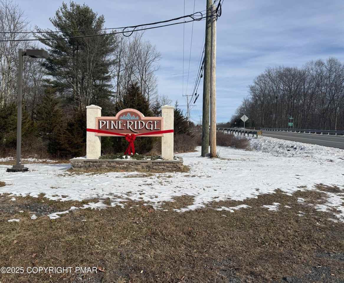 1215 Steele Cir - Photo 2 of 13