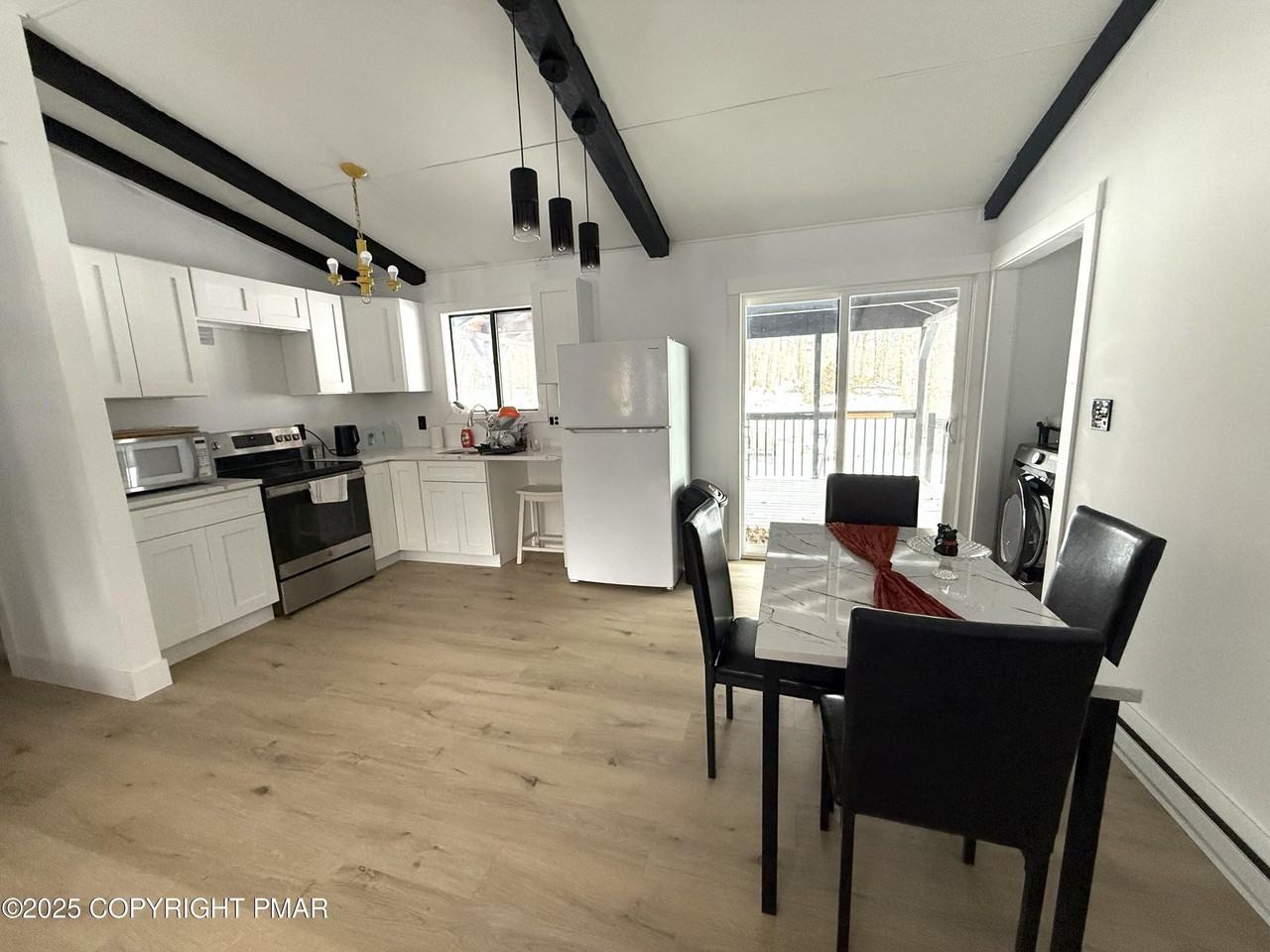 1215 Steele Cir - Photo 6 of 13