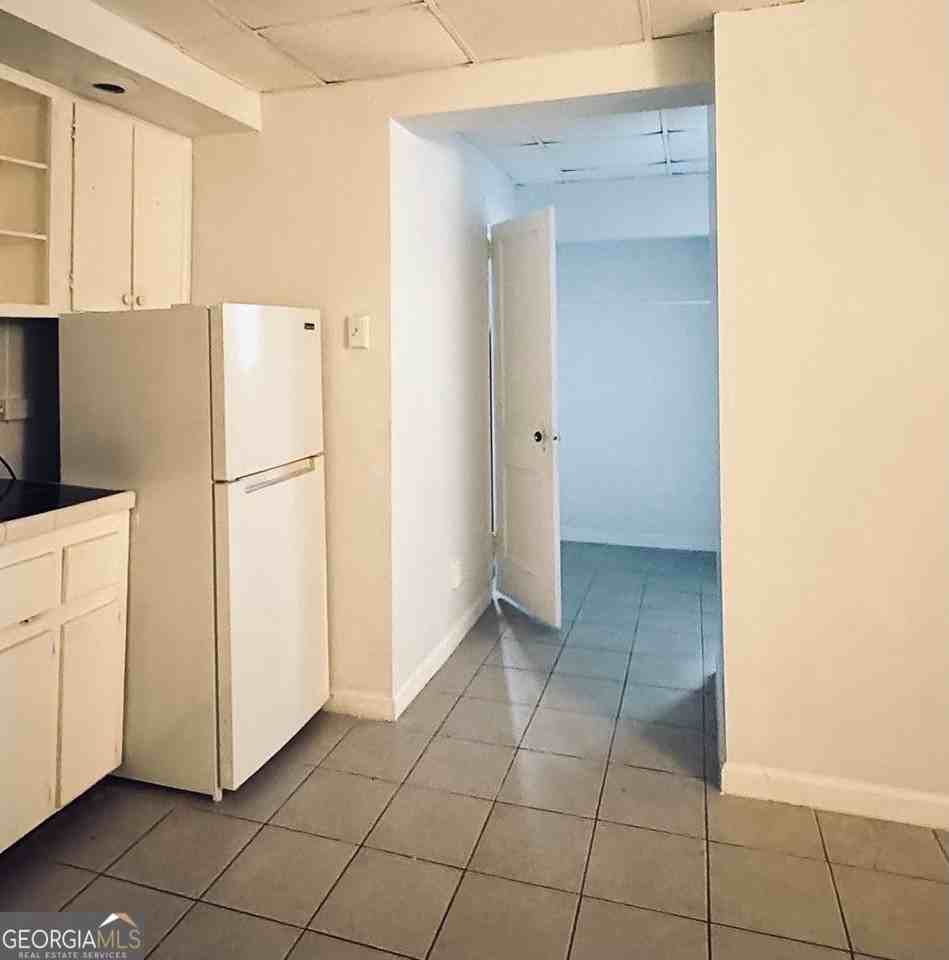 1447 Oxford Rd Ne - Photo 4 of 8