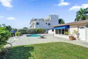 featured image of 2632 Southeast 10th Court