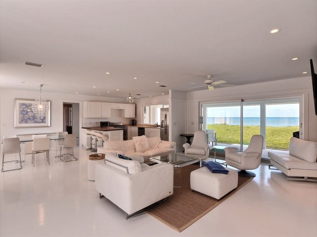 955 Reef Ln - Photo 6 of 36