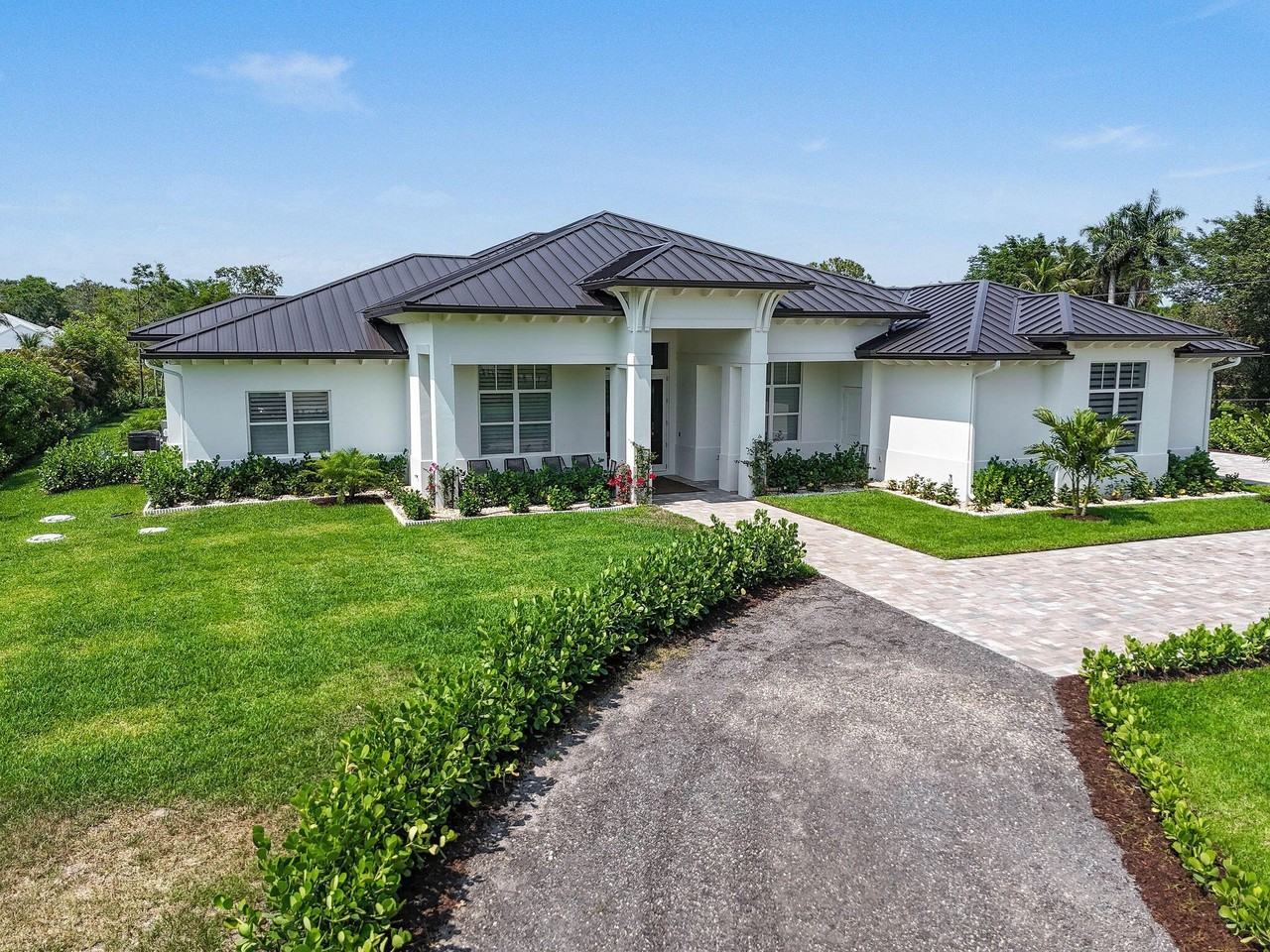 9105 Whippoorwill Trl - Photo 3 of 50