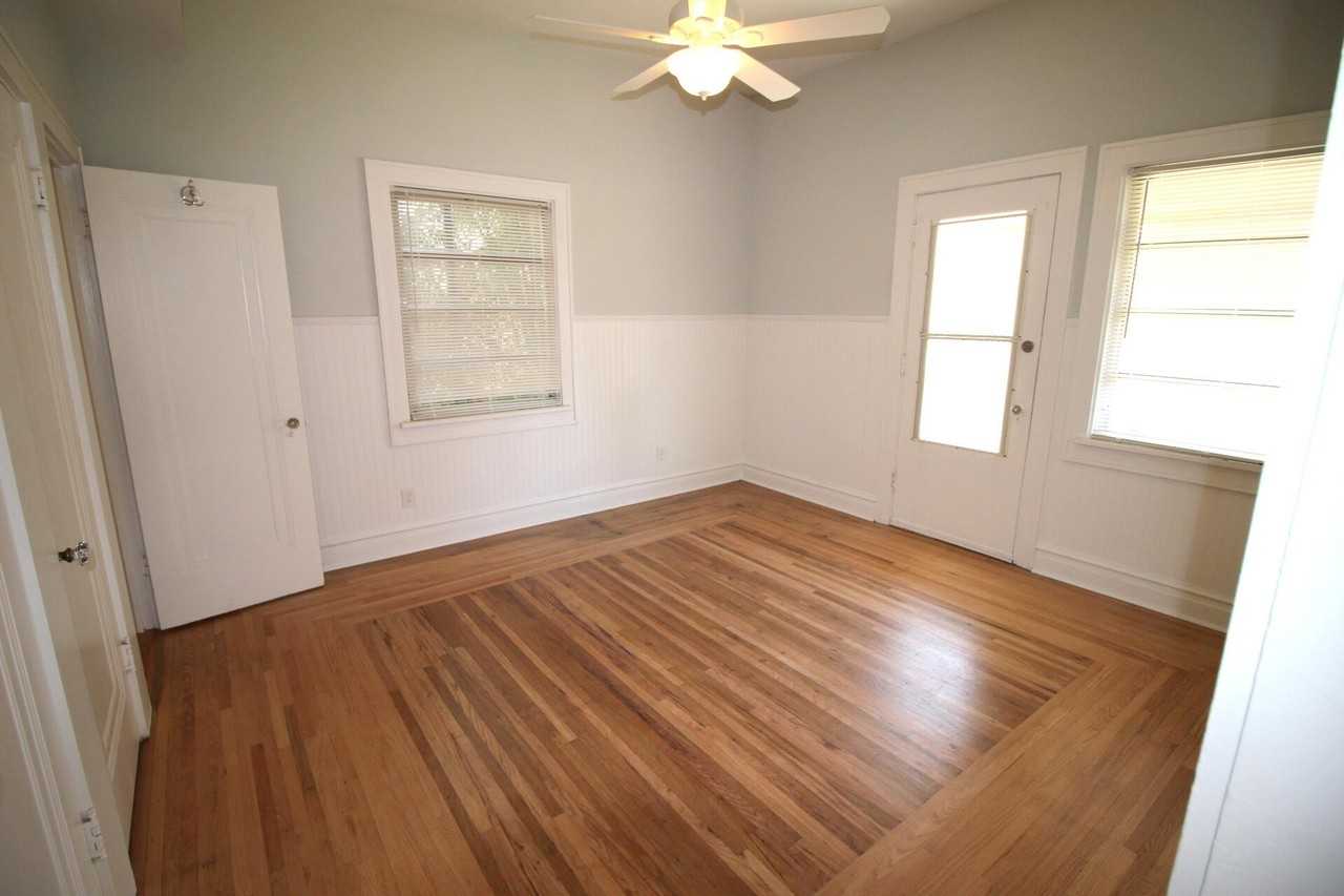 301 S Palmway #3 - Photo 7 of 28