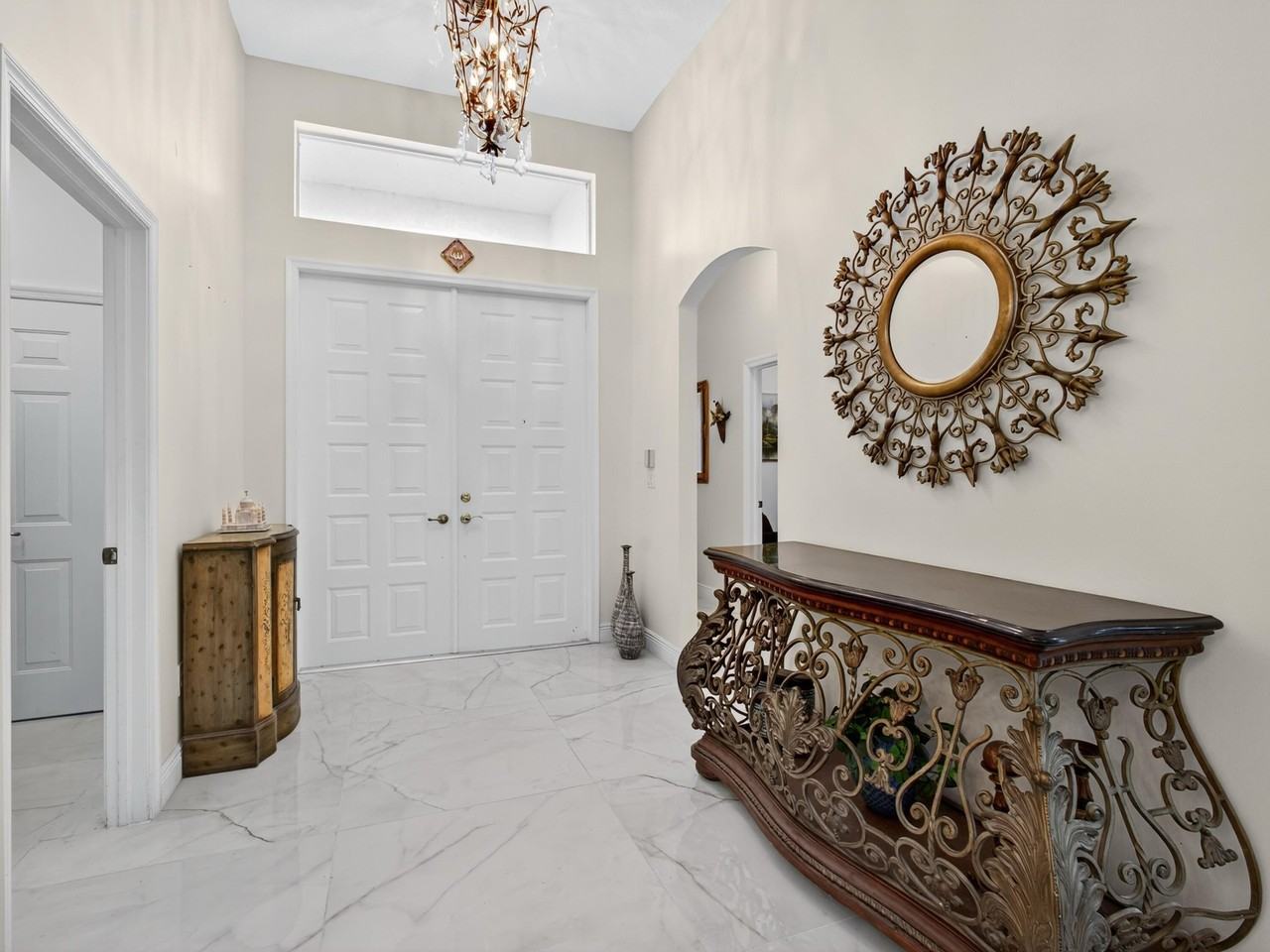 5103 N San Andros - Photo 4 of 41