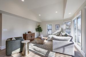 featured image of 7223 University Ave