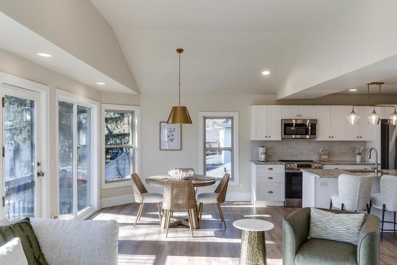 7223 University Avenue - Photo 3 of 38