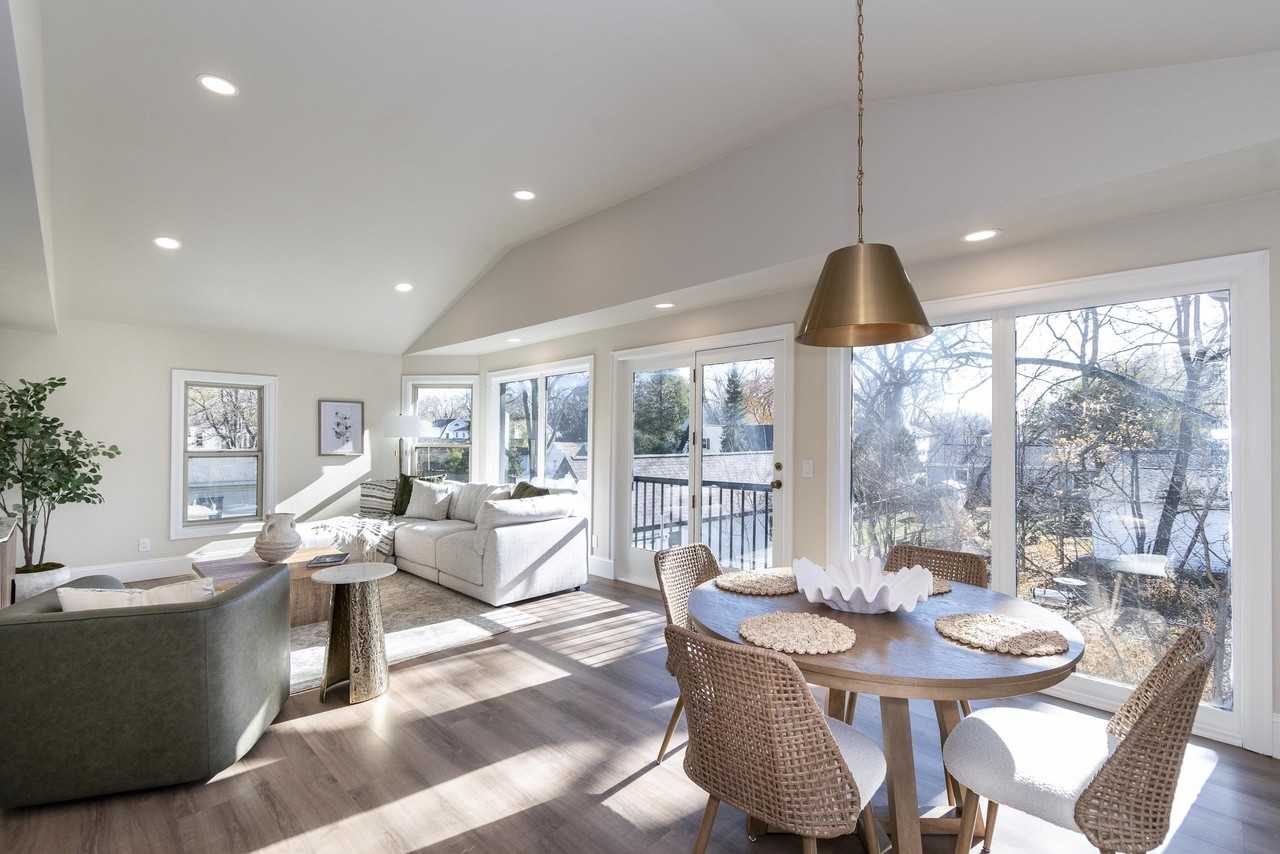 7223 University Avenue - Photo 4 of 38