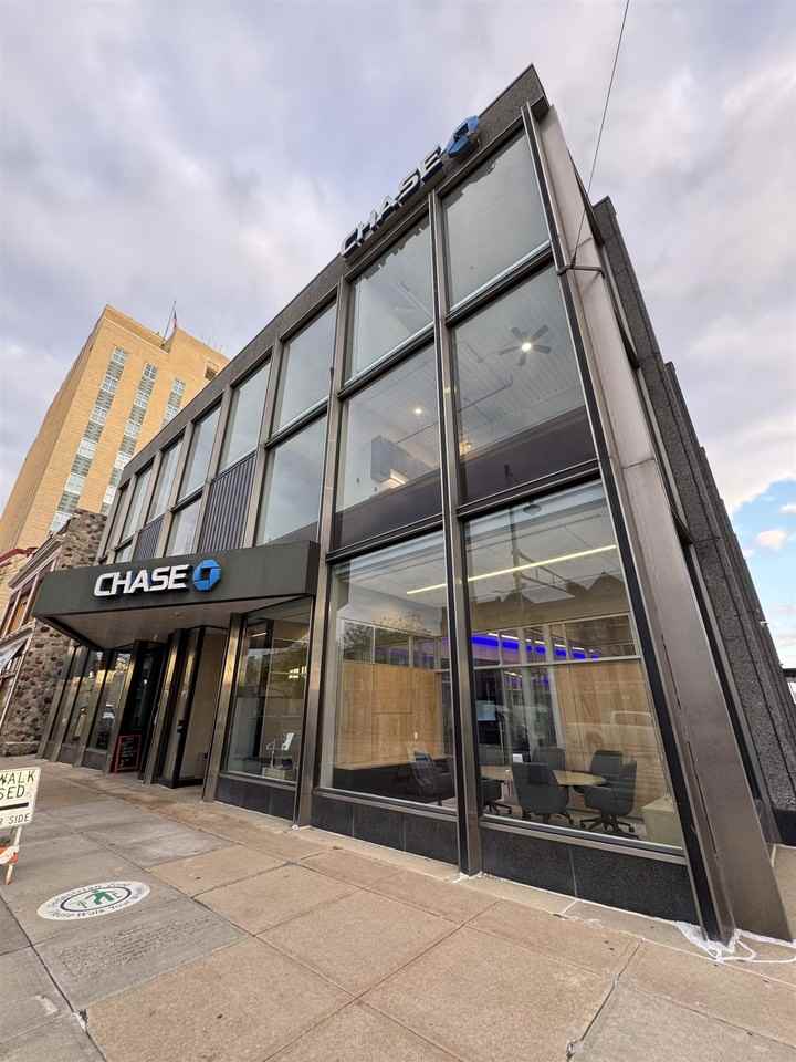 200 West College Avenue - Photo 2 of 25