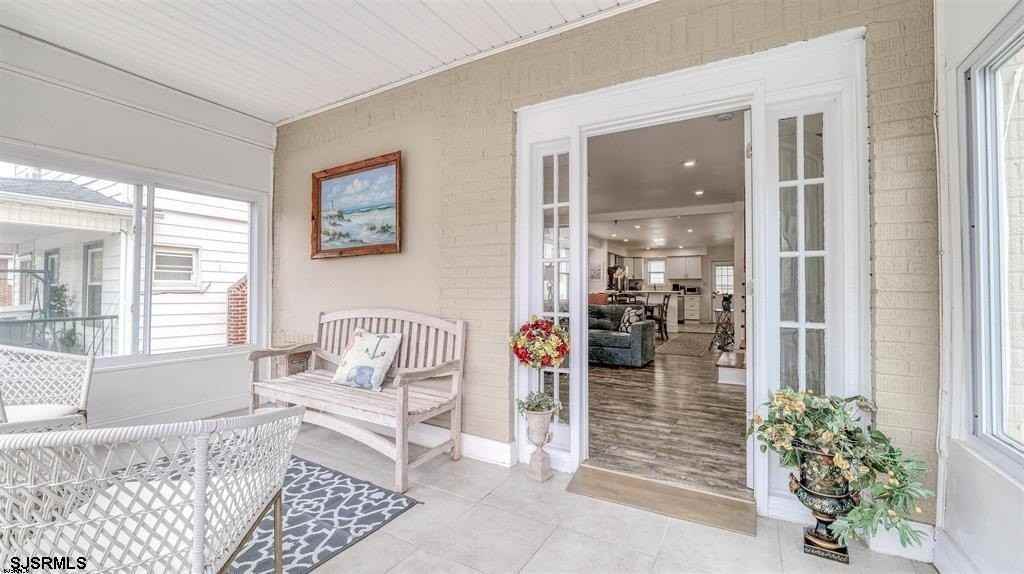 14 Vassar Square - Photo 4 of 36