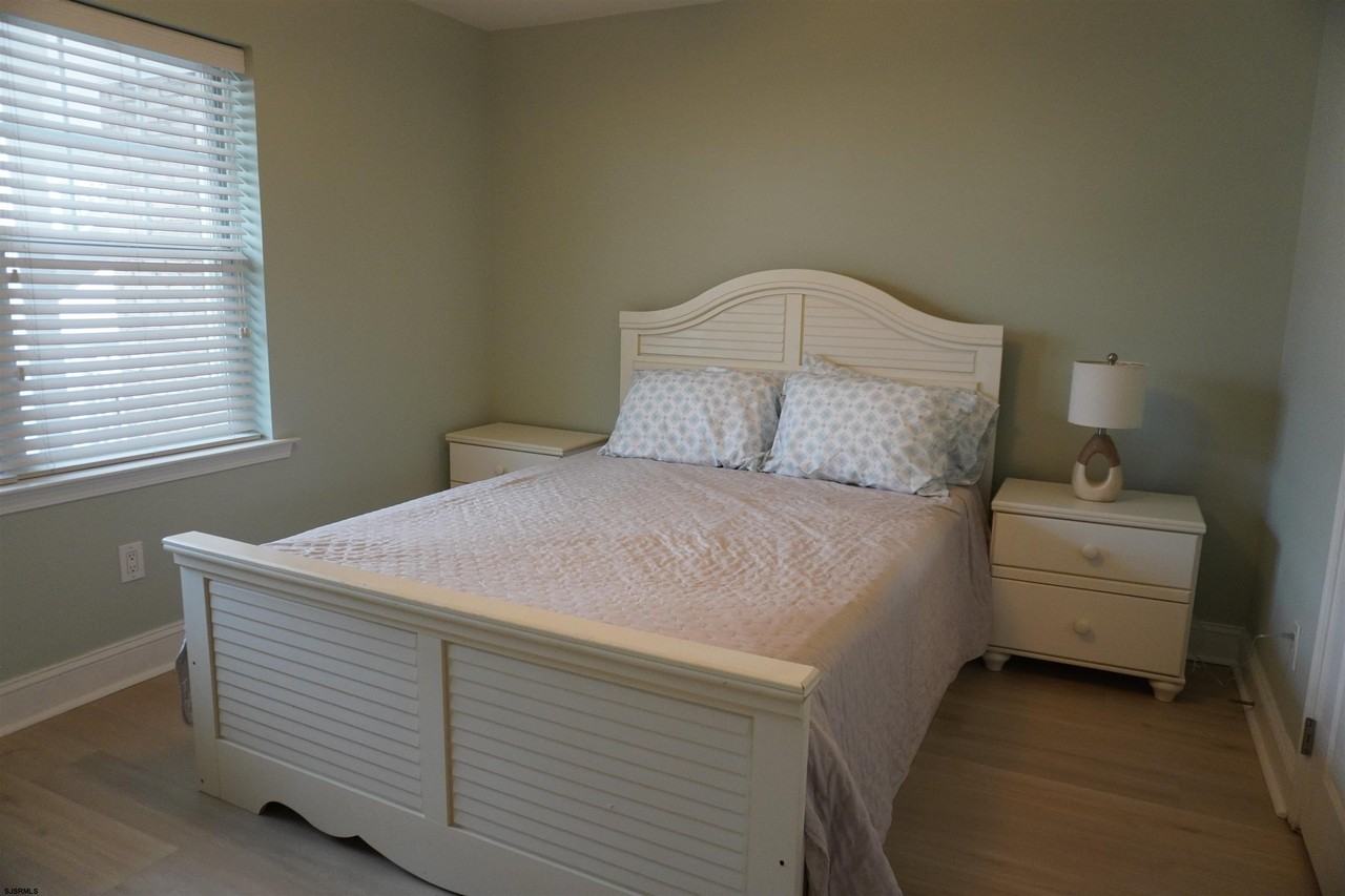 9211 Atlantic Ave - Photo 7 of 16