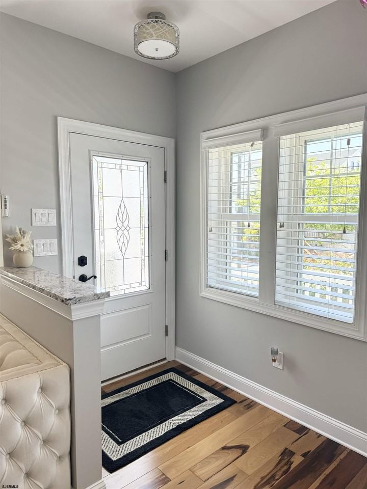 109 N Wissahickon Ave - Photo 6 of 50