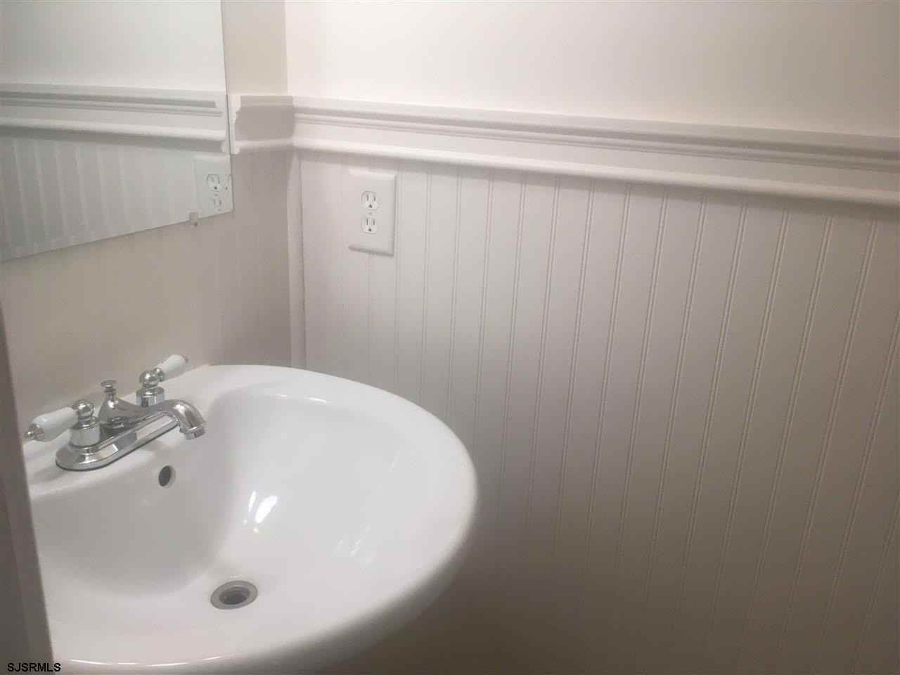 15 Cambridge Townhouse Dr - Photo 7 of 14