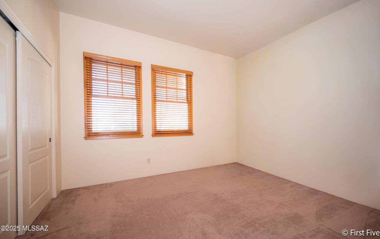 624 East 2nd Street - Photo 6 of 29