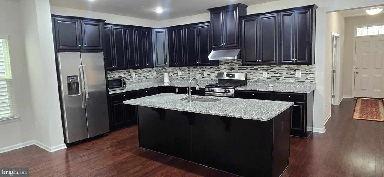 14164 Jaeger Rd - Photo 5 of 27