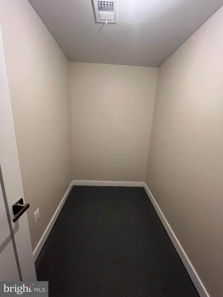 1550 Adamson Way - Photo 7 of 36