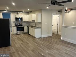 featured image of 224 Hall St Apt 8 #8