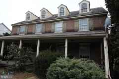 1076 E Main St - Photo 1 of 1