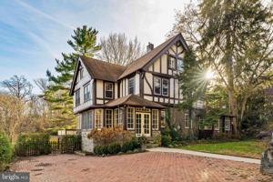 featured image of 328 Greenwood Avenue