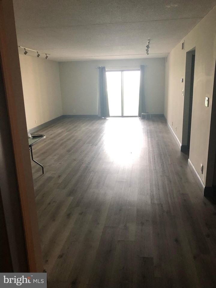 20926 Valley Forge Circle #926 - Photo 5 of 25