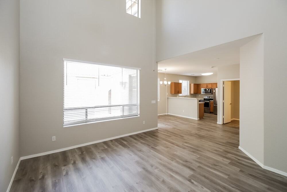 1303 S Mansard - Photo 6 of 17