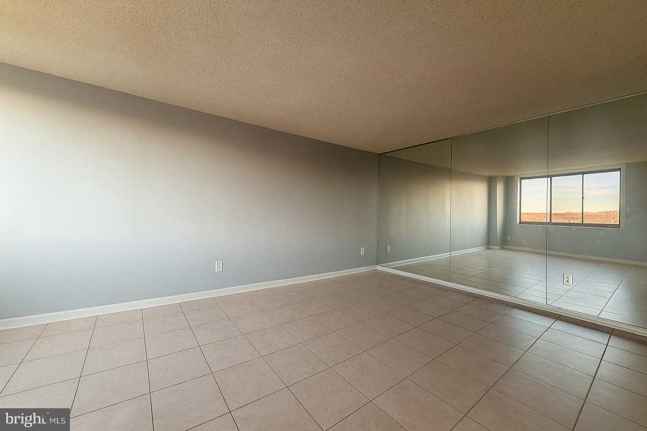 5500 Holmes Run Pkwy Apt 918 #918 - Photo 6 of 26